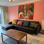 Vakantiehuis Stunning House In Chorlton *