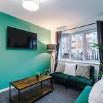 Centre,central House, Free Parking Daire Manchester