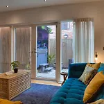 公寓 Modern 4br Rooftop Townhouse - Hot Tub - Citycentre *