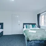 Daire Centre,central House, Free Parking *