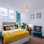 Apartman 2br Flat In Northern Quarter, Kitchen, Parking, Wifi