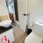 Lux Shared Flat With 2 Private Bedrooms And 2 Private En-suite Bathrooms Appartement *