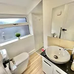 Lux Shared Flat With 2 Private Bedrooms And 2 Private En-suite Bathrooms Appartement