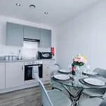2 Bedroom Penthouse With Balcony By Host A * Manchester