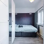 3br By Kammili With Free Parking & Fast Access Tatil Evi