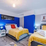 Ideal Group 3br House For 8 Parking Дом отдыха Манчестер