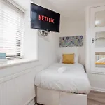 Modern Centre 3bd - Fire Pit - Free Parking 曼彻斯特