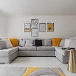 Modern Centre 3bd - Fire Pit - Free Parking * 曼彻斯特