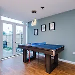 Spacious Escape On - Parking - Garden Manchester