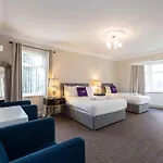 度假居 Detached House In Prestwich Sleeps 10 With Parking