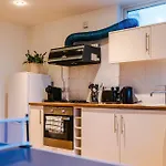 Holiday home Spacious Escape On - Parking - Garden *