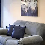 Daire Oxford Road Haven: Modern 1-bedroom Escape Manchester