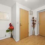 2 Bedroom Flat Close To Piccadilly Apartmán
