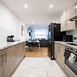 Stylish Modern In The Heart Of The * Manchester