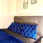 Lux High-rise Two Bed-balcony With Waterside View *