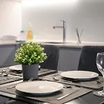 Centre 2 Bedroom Luxury شقة مانشستر