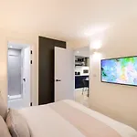 Juniper At The Heim Manchester