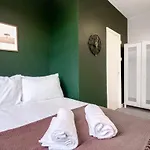 Apartmán Spacious 4 Bedroom House With Pacman,darts, Netflix By Vista Short Lets *