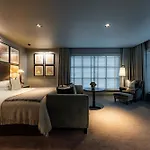 Dakota 5* Manchester