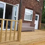 Σπίτι διακοπών Spacious 3br - Nr Clifton Train Station 510min Walk - Garden Free Parking Μάντσεστερ