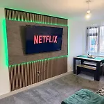 The Emerald 1br Near Etihad & Coop Live