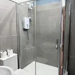 Casa Cove 2br Flat Free Parking, 5 Min To Hospital