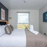 Luxury Waterfront 2br - Free Gym Access & Parking Lejlighed