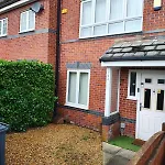 Deluxe 4-bed Near Etihad Stadium & C0-0p Arena, Sleeps 9 Daire *