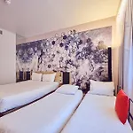 A&o Centre Hotel 3*