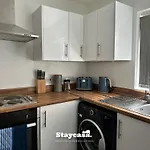Daisybank Co-living - Private Self-cater Manchester