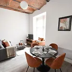 Beautiful 2 Bed Near Etihad Daire *