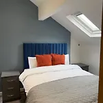 Casa Cove 2br Flat Free Parking, 5 Min To Hospital Manchester
