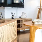Zeni Alexandra Rise Two Bed Flat 公寓 *