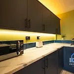 Apartment - Next To Ao Arena - With Parking Manchester