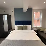 Casa Cove 2br Flat Free Parking, 5 Min To Hospital *