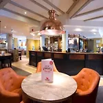 Hotel Premier - Heaton Park 3*