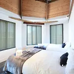 Stunning Penthouse Slps 20