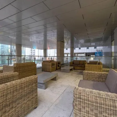 Luxury One Bed In X1 Michigan Point Manchester