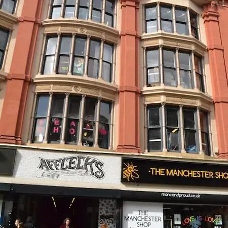 Reb's Den @ Northern Quarter Manchester