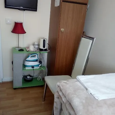 Oda ve Kahvaltı 51 Cherry Avenue *