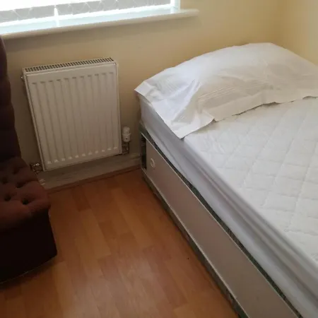 51 Cherry Avenue Oda ve Kahvaltı Manchester