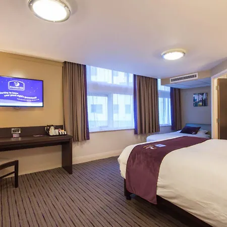 Premier Centre Hotel