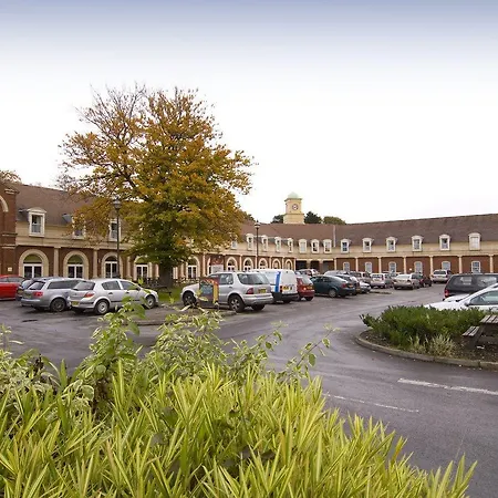 Premier Trafford Centre South Hotel