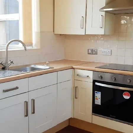 Beautiful 4 Bedroom Victorian Sleeps 7 Stockport *