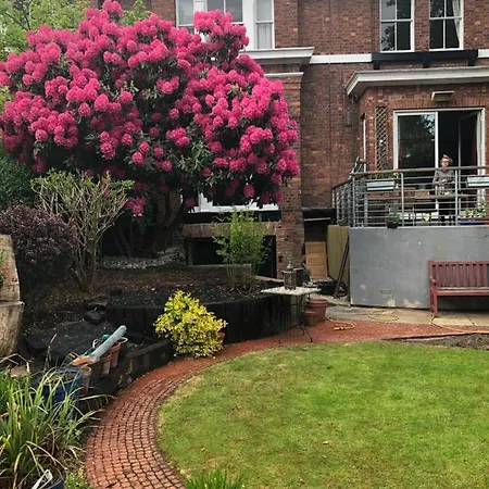 アパート Chorlton Garden Rooms. Relax, Work, And Play. マンチェスター