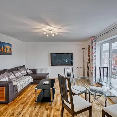 Pass The Keys Stylish & Homely