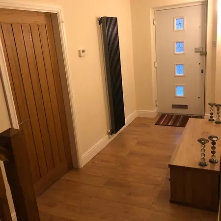 Bed & Breakfast Big Rusholme With Tv And Private Bathroom-parking&wifi Manchester