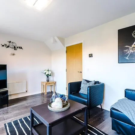 Bright&modern Contractor House By Niji Short *