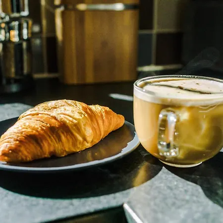 بيت للعطل Bright&modern Contractor House By Niji Short