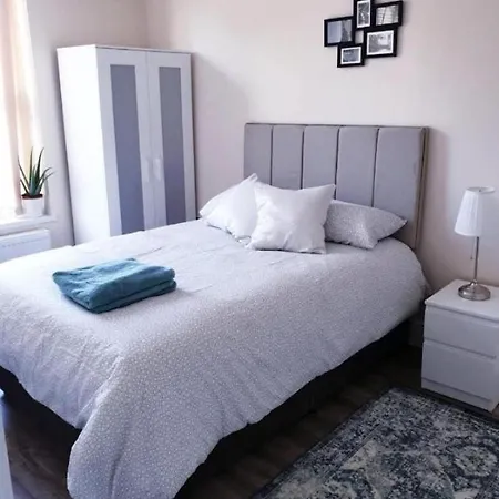 Clayton House Homestay